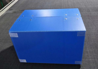 下雨天，中空板箱包装产品如何应对受潮风险？