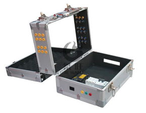 电子产品功能展示箱定制指南 如何找到靠谱的包工包料厂家